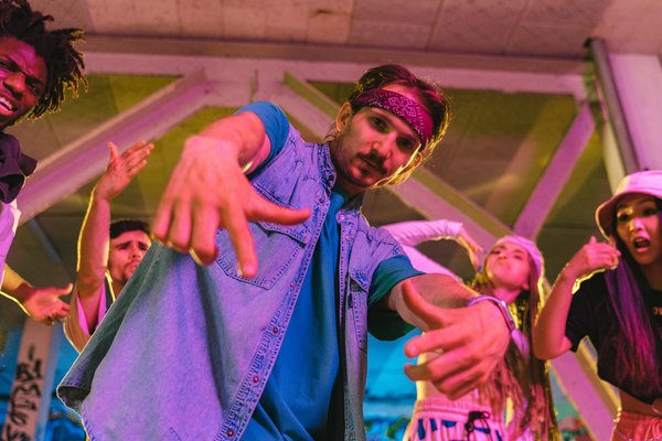 Transforming Urban Landscapes: The Role of AI in Boosting Sustainable City Planning and Smart Development