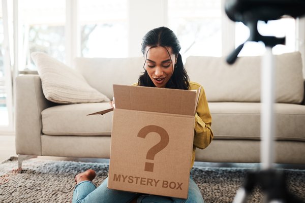 Unravel new treasures with your daily mystery box